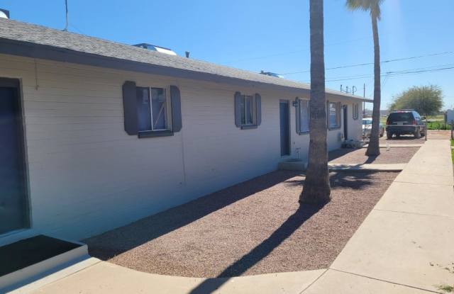 Photo of 701 West 12th Street - F