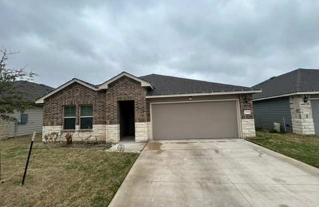 4 bedroom Home in Copperas Cove