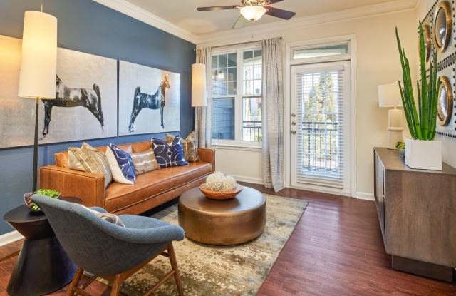 225 26th St NW Unit D11