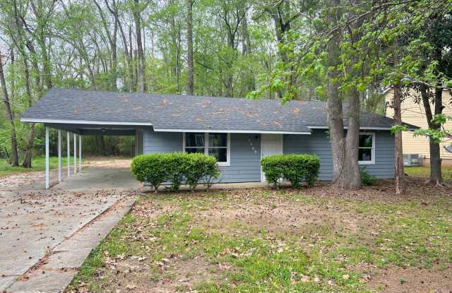 Nice 3/2 Home in Lake Wildwood