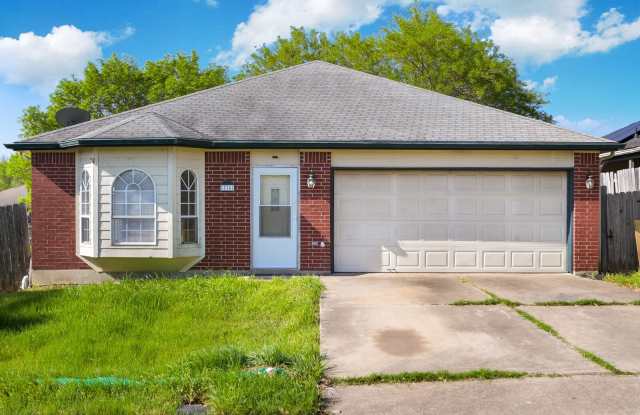 716 Lago Vista Drive