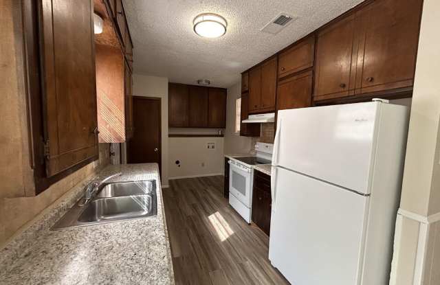 814 N Elkhart Avenue unit: A