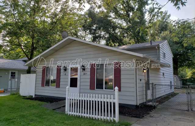 Photo of North Ridgeville Split Level with New Kitchen and Updates!