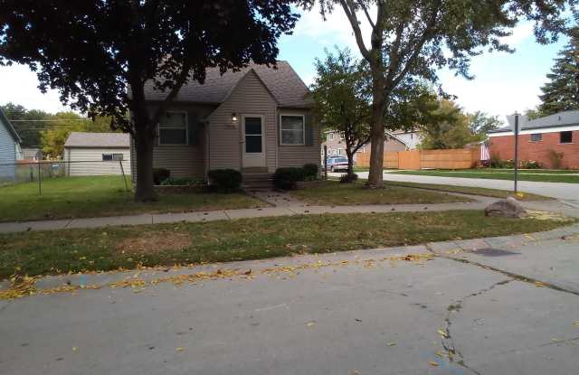 19889 Broadacres - 19889 Broadacres Street, Macomb County, MI 48035