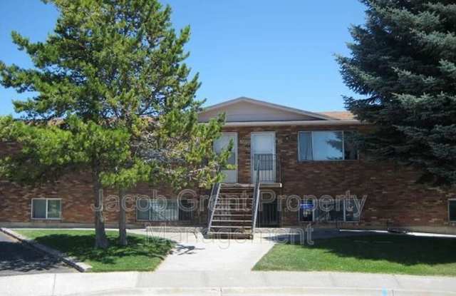 1345 Elizabeth St.