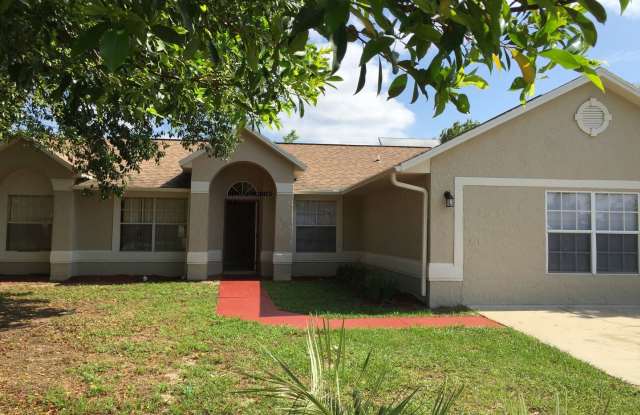 Four Bedroom Home Located in Deltona