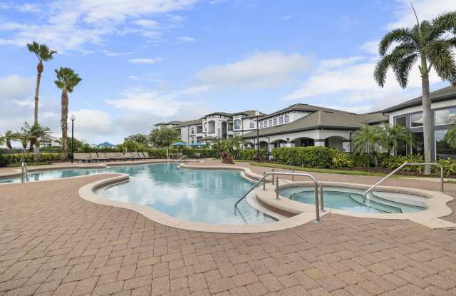 Reserve at Beachline Apartments