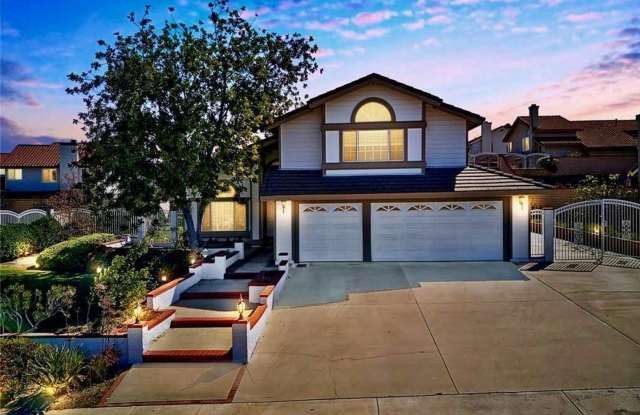 EXCLUSIVE MISSION GROVE EXECUTIVE HOME W/VIEWS! 6+3