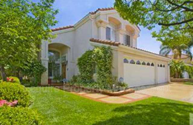 1735 BUTTERFLY COURT