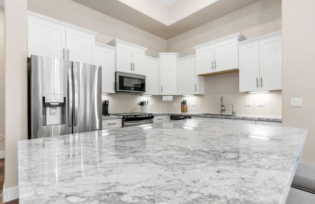 15550 S 5TH Avenue unit: 108