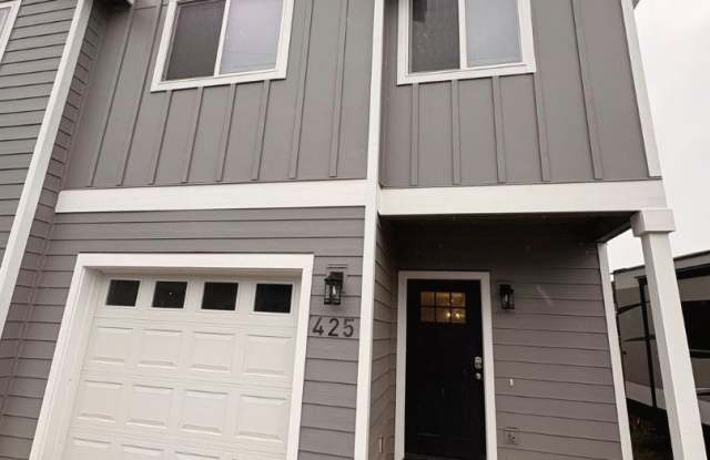 425 Southeast Inlet Avenue