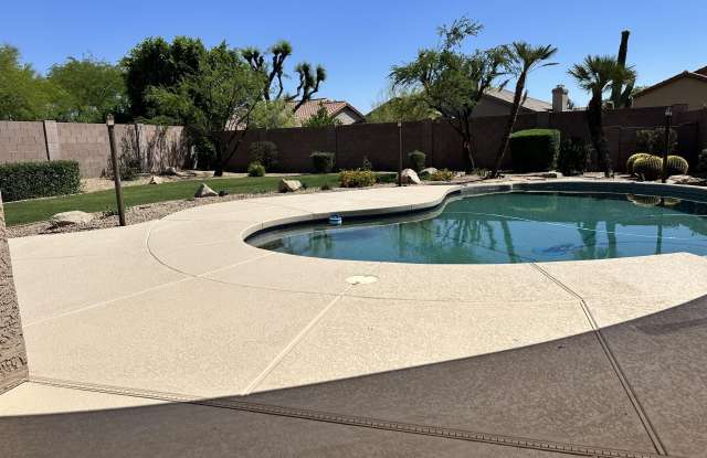 4303 E HAMBLIN Drive