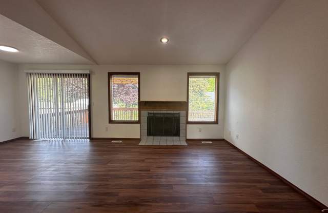 3 Bedroom 2 Bath Single Family home