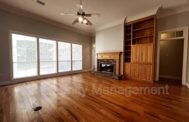 Photo of 6011 Riverbrook Dr