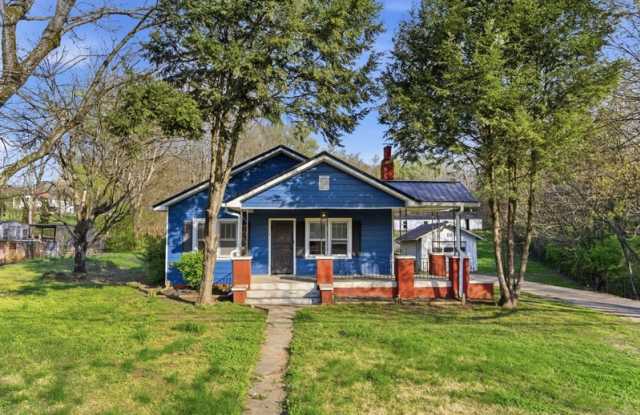 7817 Old Rutledge Pike