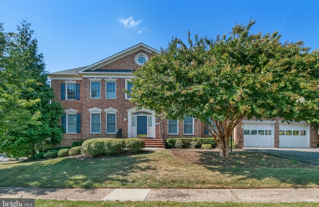 8362 SAPPHIRE LAKES COURT - 8362 Sapphire Lakes Court, Gainesville, VA 20155