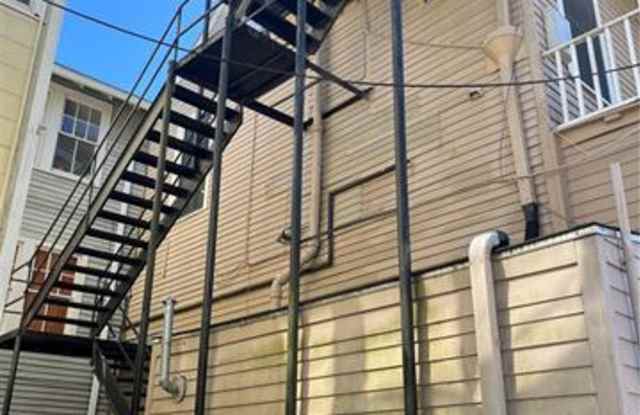 Photo of 1637 Second St