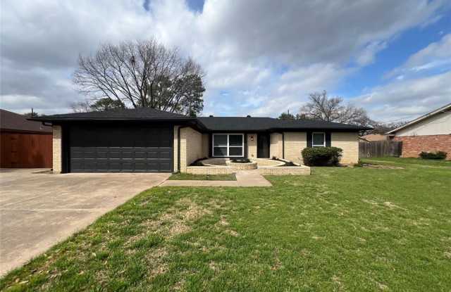 420 Baker Drive - 420 Baker Drive, Hurst, TX 76054