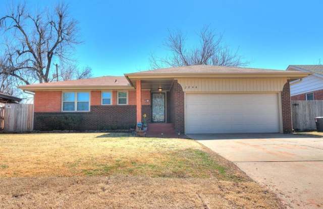 Photo of 2644 Lakeside Dr