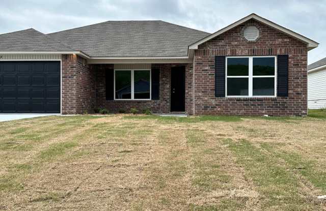 Contact Peggy 501 676 1758 or Heather 501 350 0540 - 4 Curly Leaf Lane, Faulkner County, AR 72032