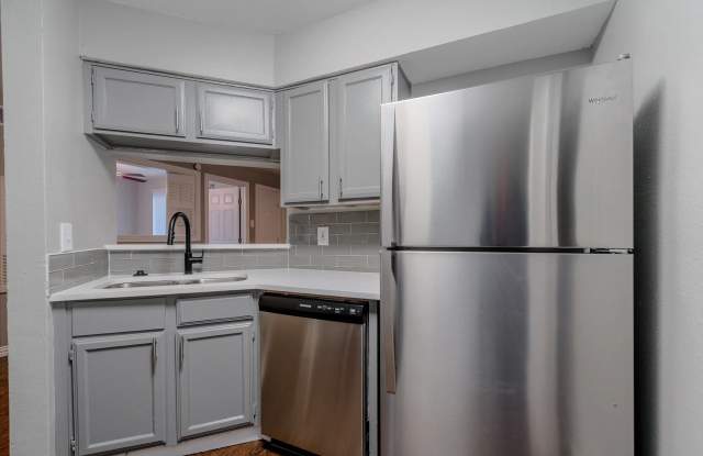 Photo of Fiona Apartment Homes