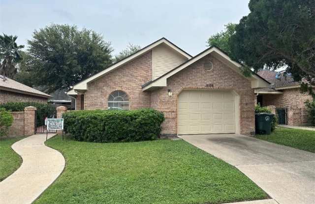 1606 Iowa Street - 1606 Iowa Street, Mission, TX 78572