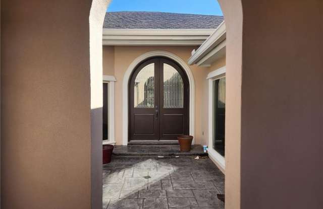 2438 Leanna Denae Avenue