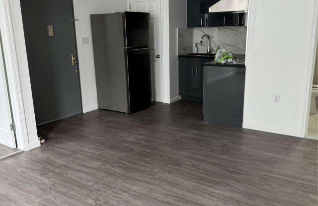 Photo of 106 RIVINGTON ST