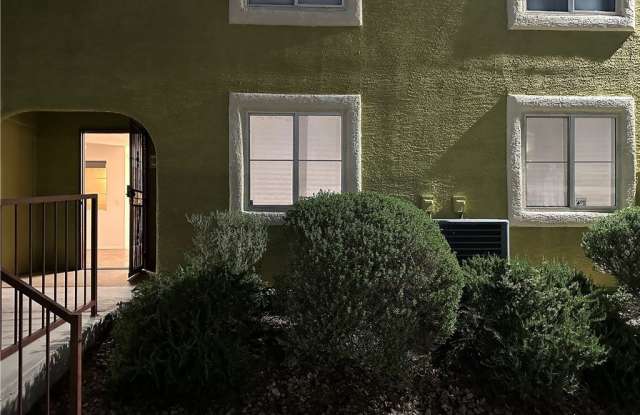 7950 W Flamingo Road