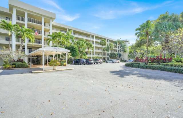 Photo of 804 Cypress Boulevard