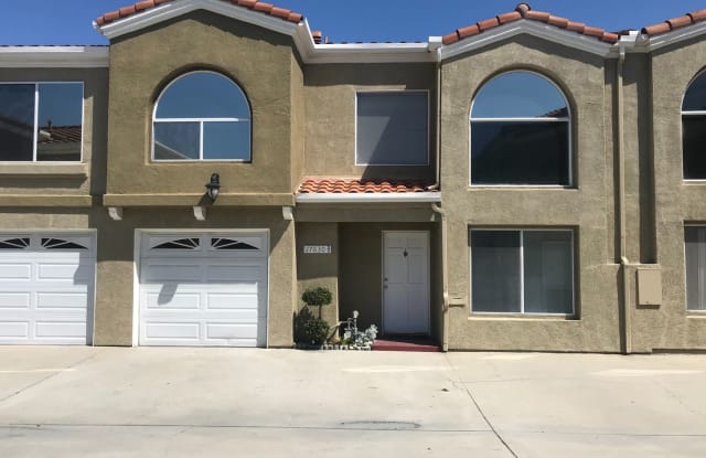 17630 3/4 Virginia Avenue - 17630 3/4 Virginia Ave, Bellflower, CA 90706