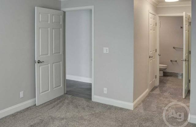 Arbor Gates at Buckhead