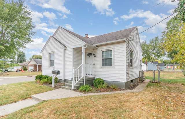 2 Bed / 1 Bath House - Downtown Historic Springboro