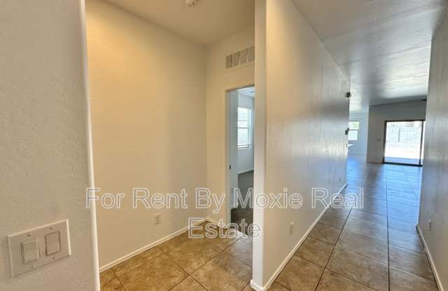 17875 North Pietra Rd