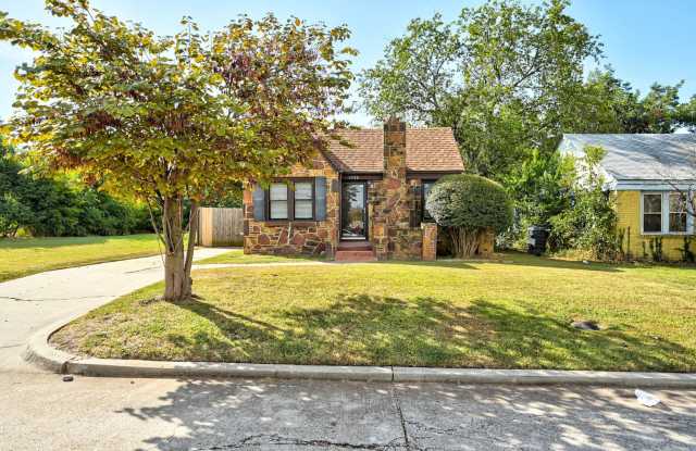 Photo of Charming Stone Cottage with Modern Updates