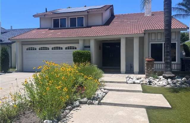 Photo of 21681 Cabrosa