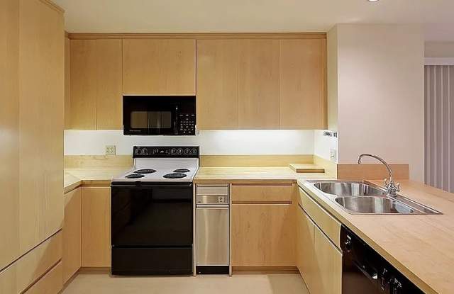 Photo of 2211 NE 54th St # GA