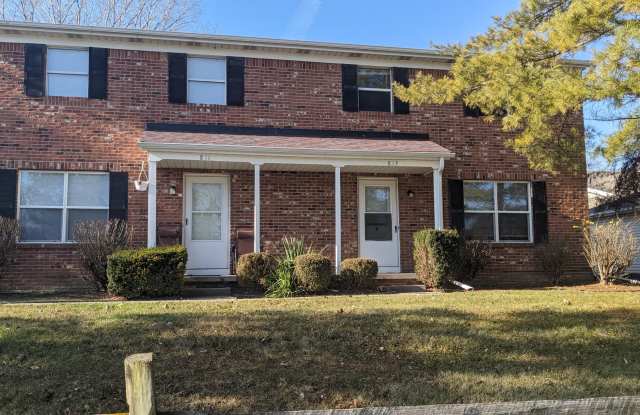 1004 Shadow Ln.