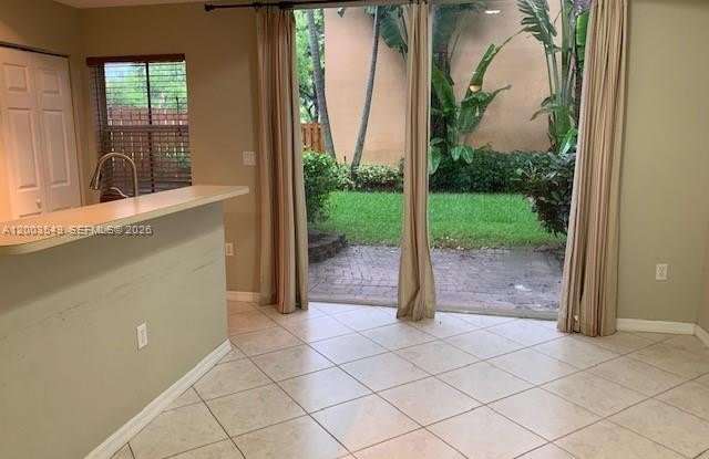 2307 Anchor Ct