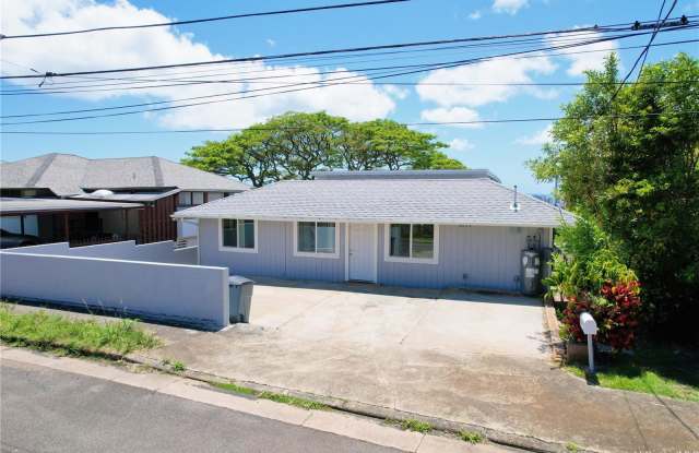 3015 Alencastre Place - 2