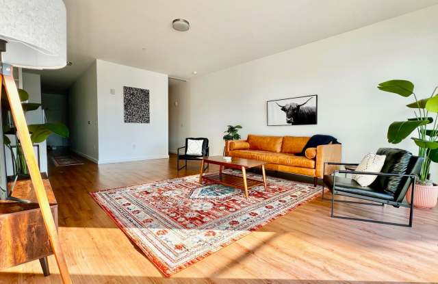 Photo of 1914 Main St