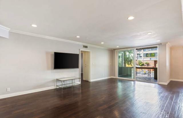 Photo of 11970 Montana Ave # 8011