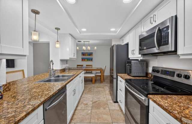 4431 NE 28th Avenue, Lighthouse Point, FL 33064 - 7221