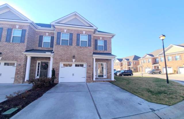 1136 Winsford Lane