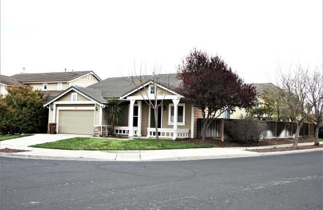 Photo of Single Story on corner lot in Brentwood-$2,950 for 6 months!