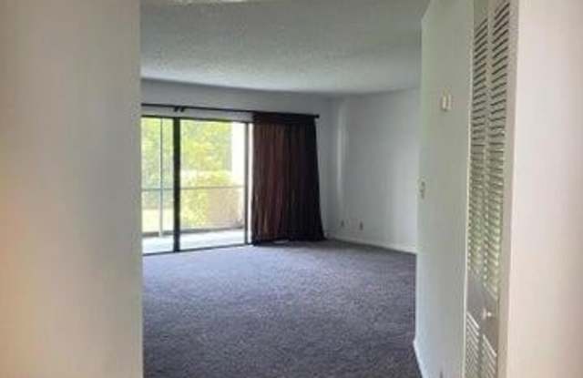 12692 Shoreline Drive