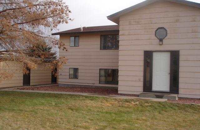 Photo of 380 Phyllis Circle West