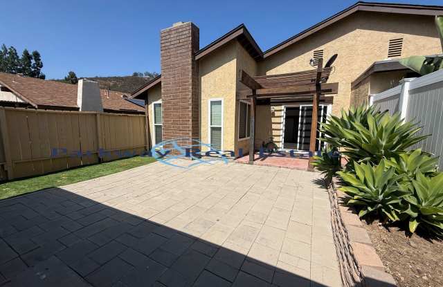2252 Durasno Lane