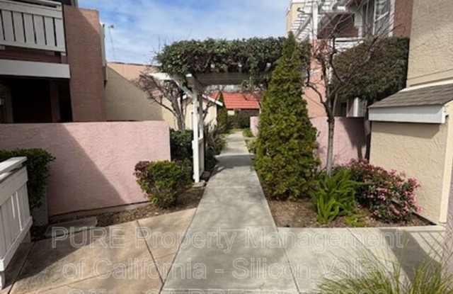 621 E El Camino Real