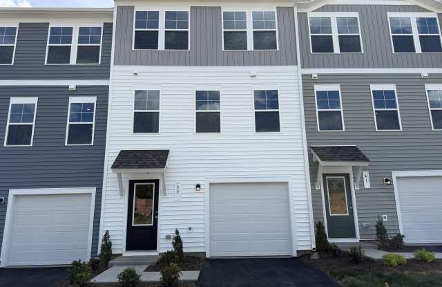 37 LAURIN ST